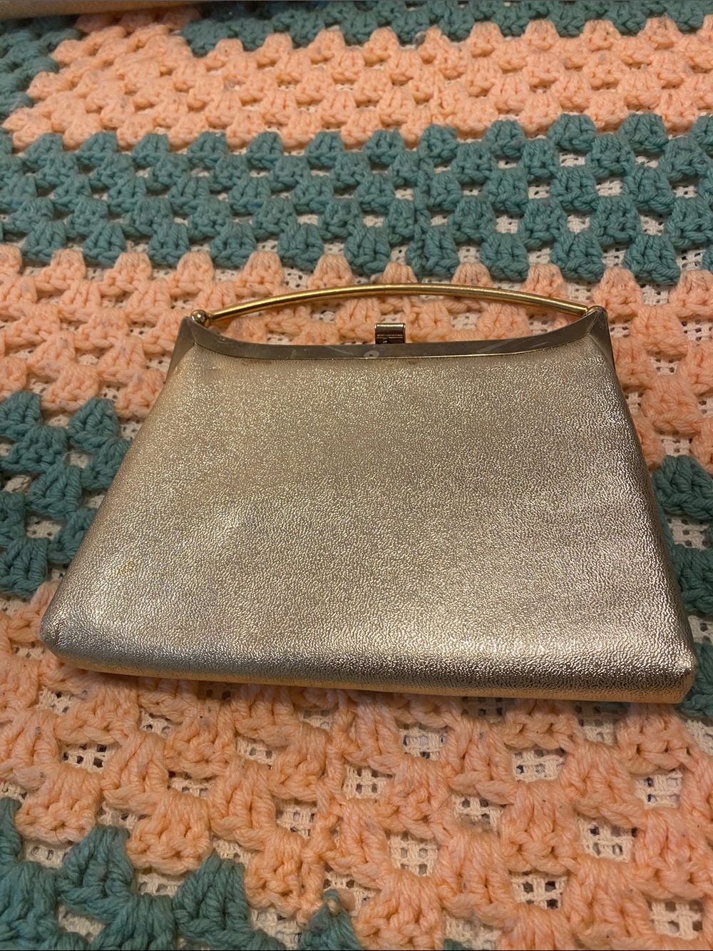 *$9 FINAL PRICE DROP* Elegant Gold Clutch Bag